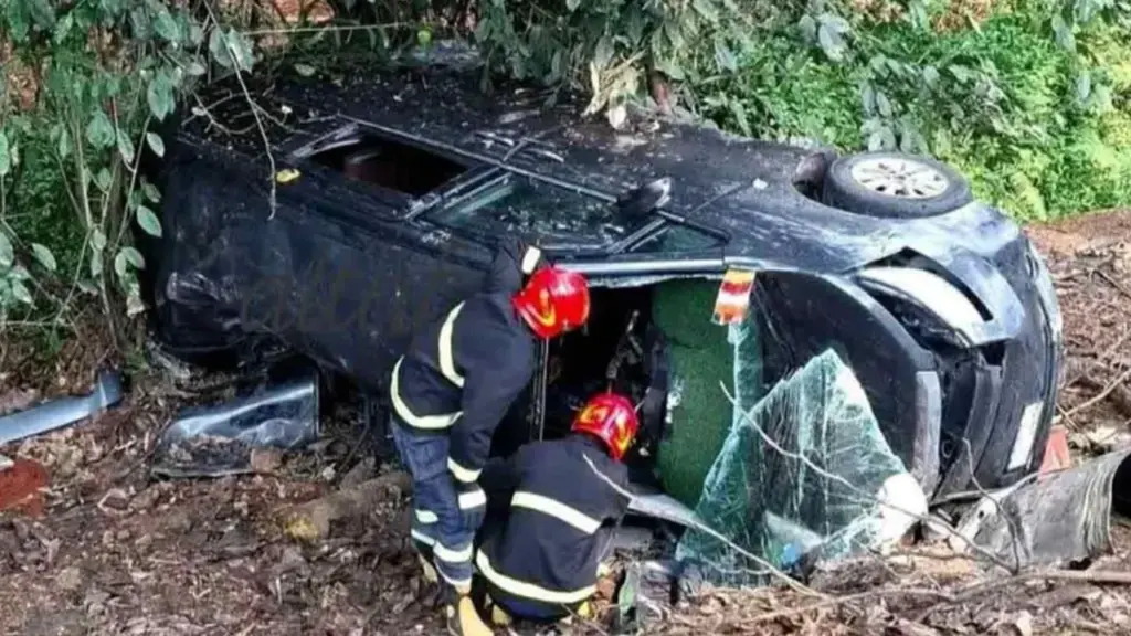 Three Killed in Chittagong Road Crash Three Killed in Chittagong Road Crash
