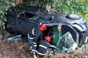 Three Killed in Chittagong Road Crash