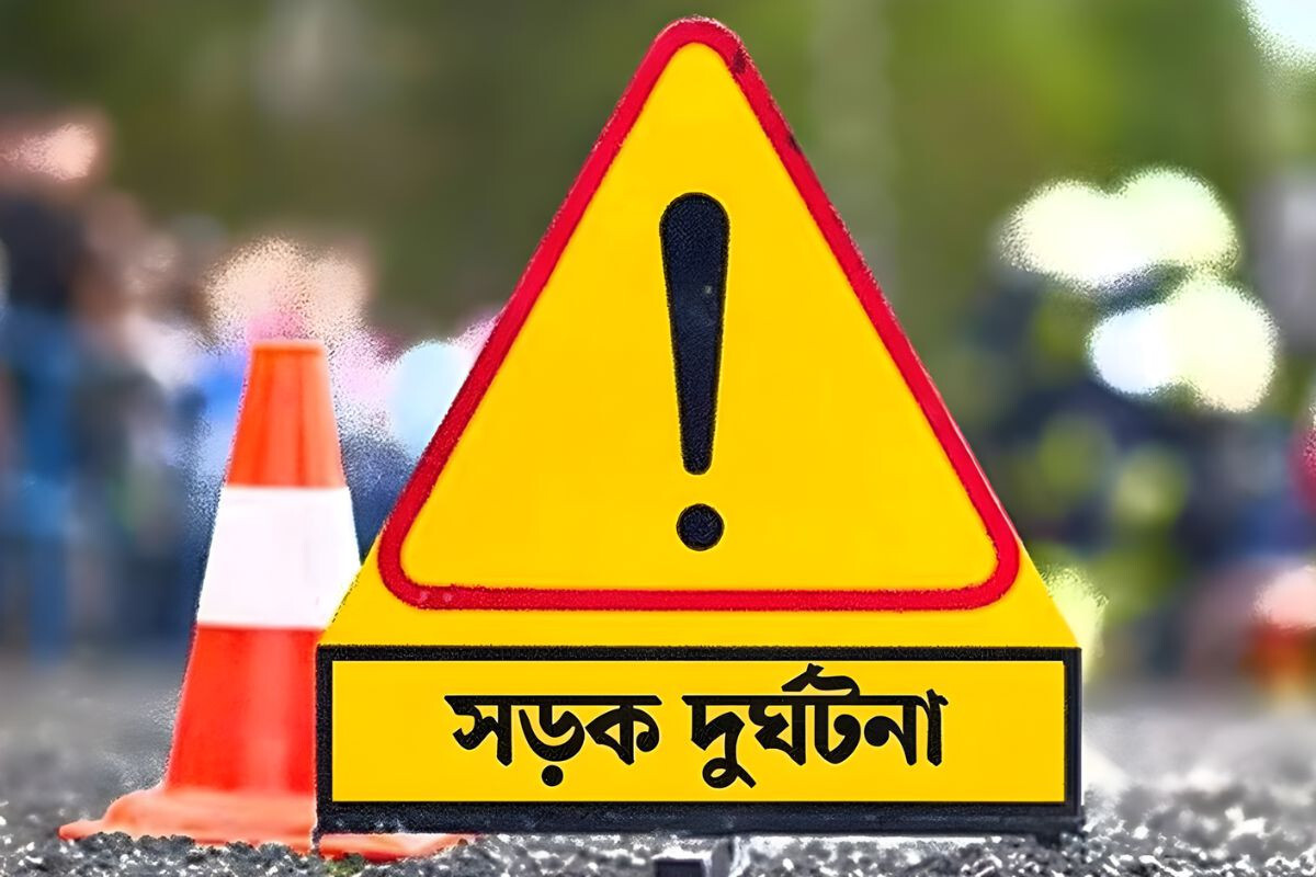 Bus–Truck Crash Claims Two Lives in Dinajpur