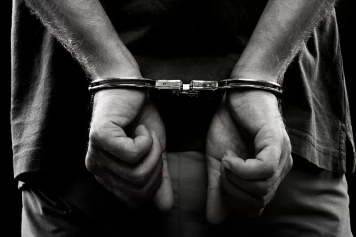 Dhaka Raid Nets Liquor Worth Tk 70 Lakh in Kafrul