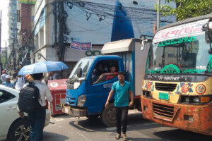 Dhaka Returns to Normalcy After Eid Holidays