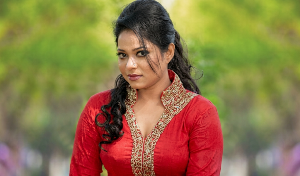 dolly sayantani revives classic bengali hit Dolly Sayantani Revives Classic Bengali Hit