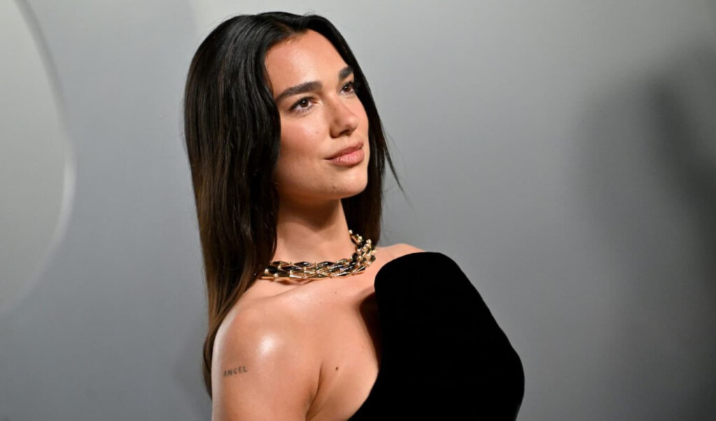 Dua Lipa Headlines A24 Comedy ‘Peaked’ Ensemble 2 dua lipa headlines a24 comedy peaked ensemble Dua Lipa Headlines A24 Comedy ‘Peaked’ Ensemble