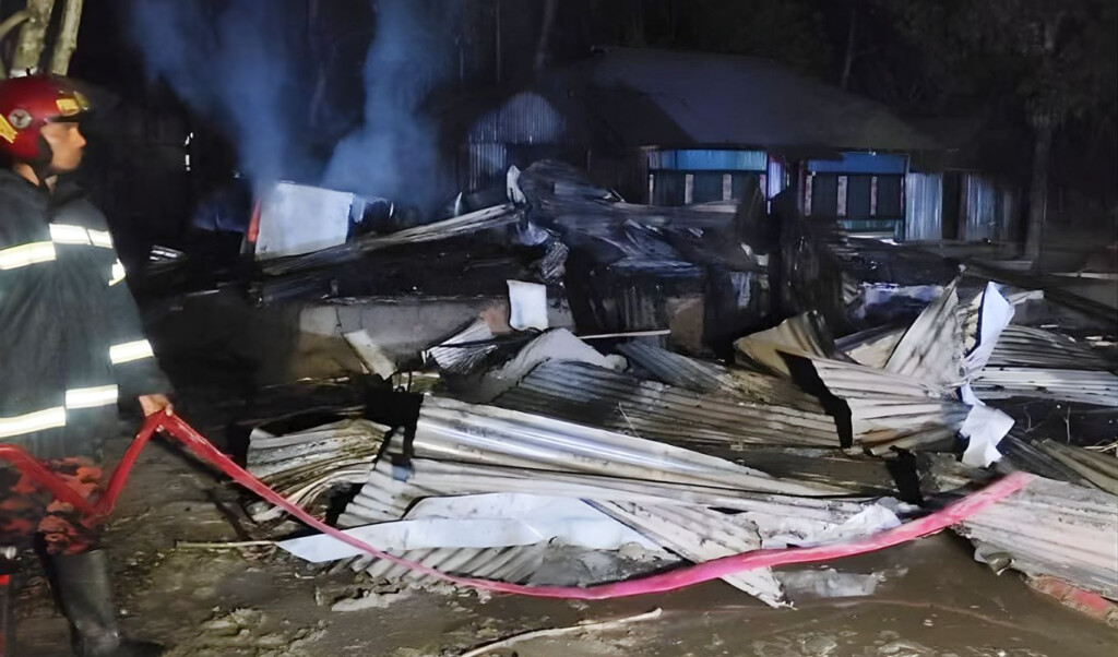 fatal clash in bagerhat village 1 Fatal Clash in Bagerhat Village