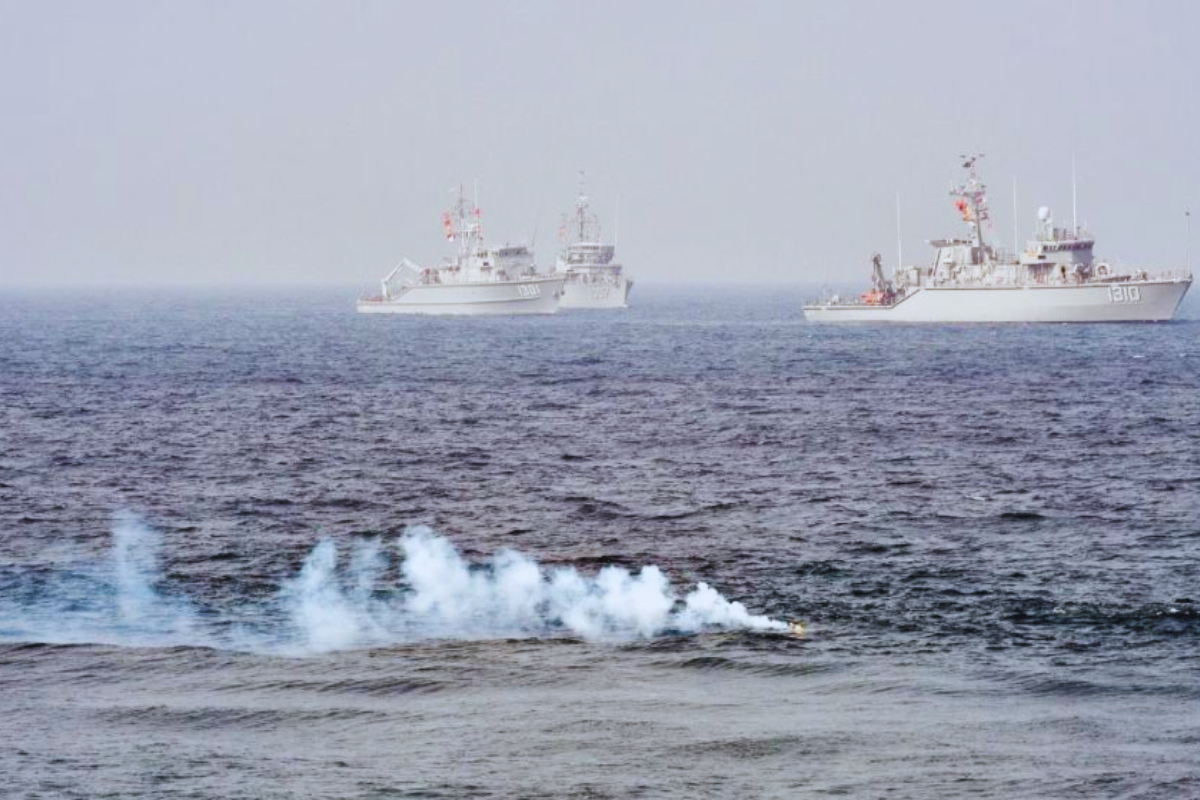 Iran’s Naval Mines Threaten Strait Passage