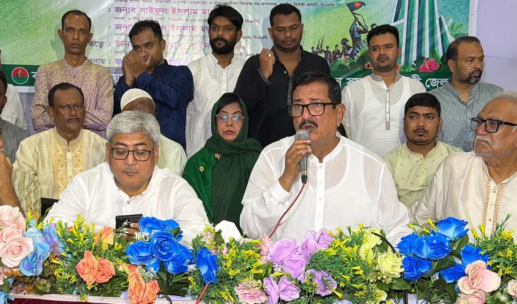 land minister alleges helmet group has become hidden force now 1 Land Minister Alleges ‘Helmet Group’ Has Become Hidden Force Now