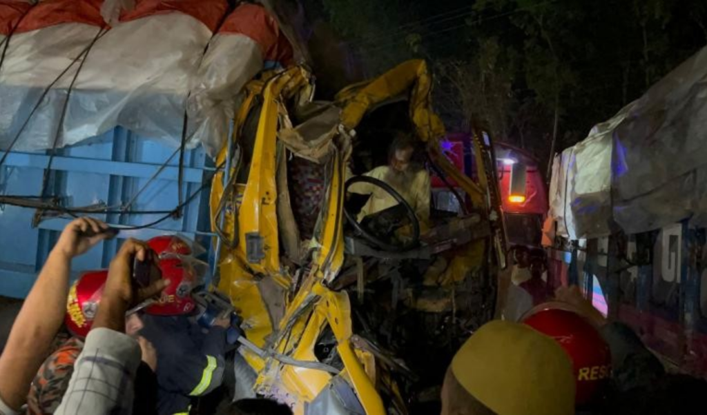 multi vehicle crash injures fifteen in bogura 1 Multi-Vehicle Crash Injures Fifteen in Bogura