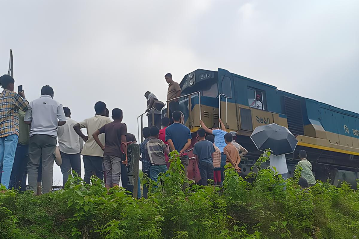 Train Fire Halts Sylhet Rail Link