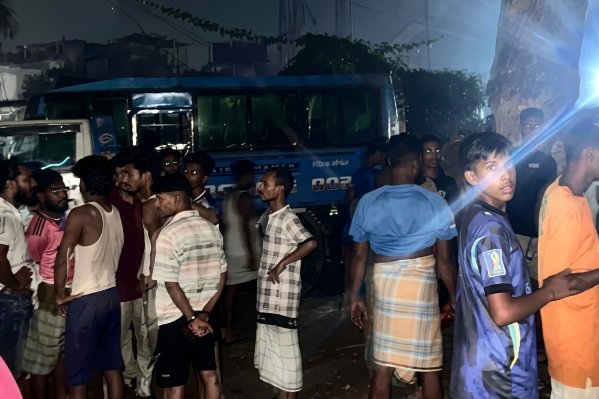Bus and Laguna Head-on Collision in Chittagong