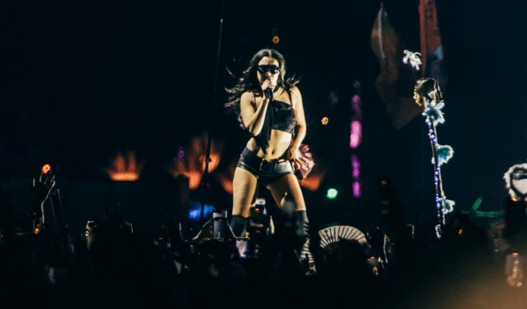 Charli XCX Teases ‘Rock Music’ Studio Clip