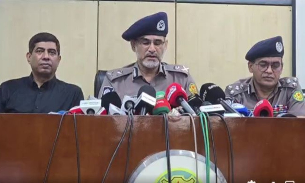 Crackdown Nets 152 Extortion Suspects