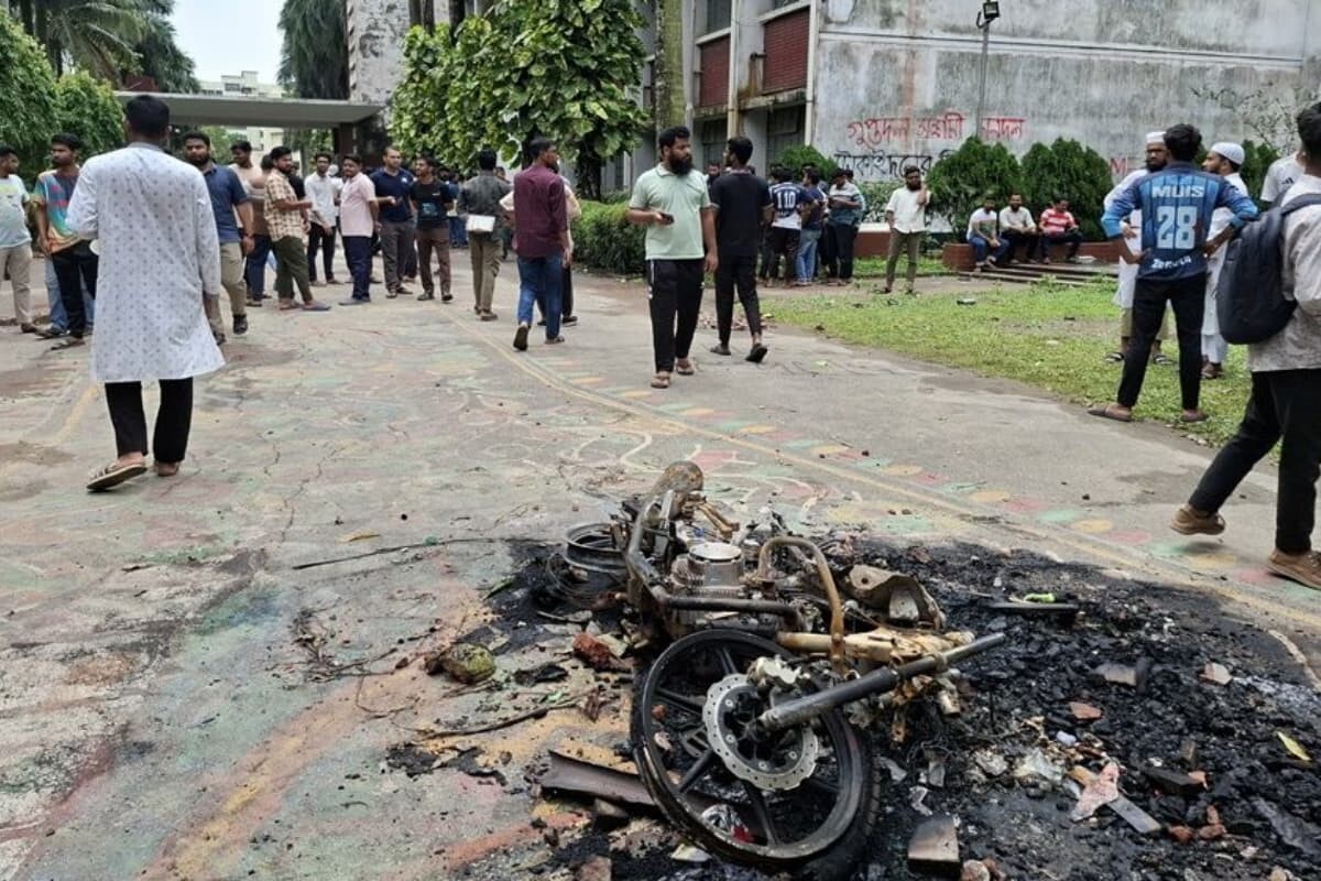 DUET Blockade Enters Fifth Day Amid Clashes