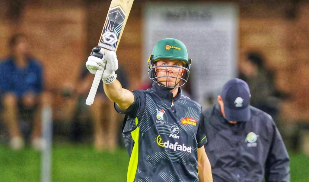 Matthew De Villiers Smashes Whirlwind Sub 250 Run Blitz Matthew De Villiers Smashes Whirlwind Sub-250 Run Blitz