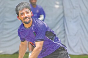 Mominul Haque Prepares as Spin Option for Pakistan