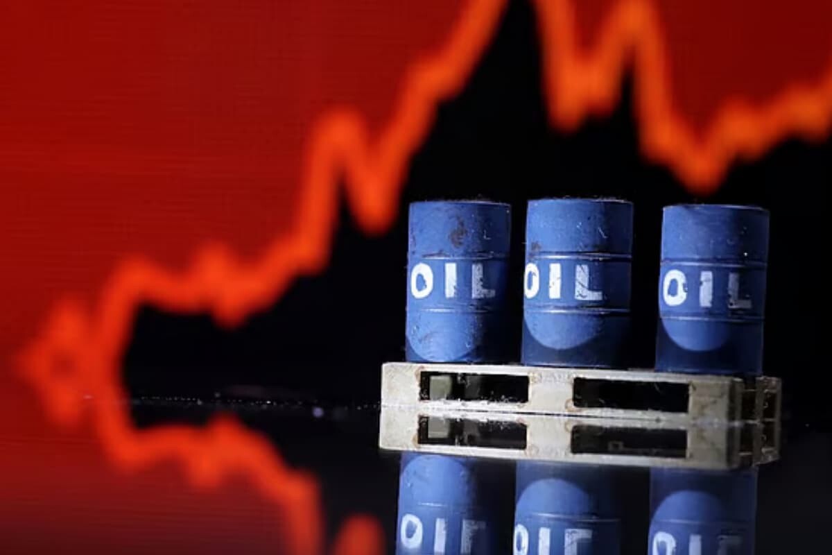 Oil Prices Surge After Renewed US Air Strikes