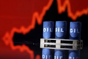 Oil Prices Surge After Renewed US Air Strikes