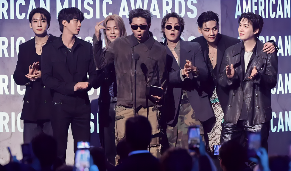 South Korean Band BTS Dominates American Music Awards