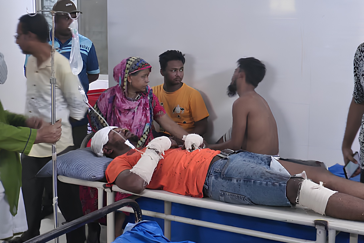 Three RAB Intelligence Officers Stabbed in Narayanganj