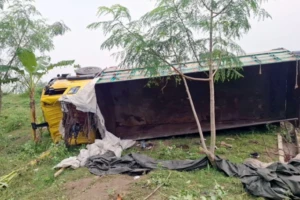 Truck Crash on Highway Claims 15 Lives