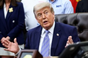US Sanctions Remain Despite Iran Uranium Handover
