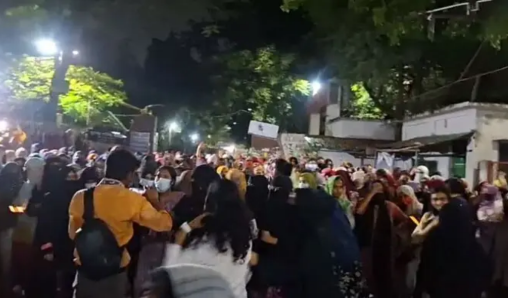 Unrest at Government Titumir College Over Campus Politics Unrest at Government Titumir College Over Campus Politics