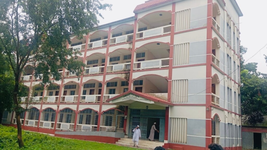 22 Days Without Power at Madrasa 22 Days Without Power at Madrasa