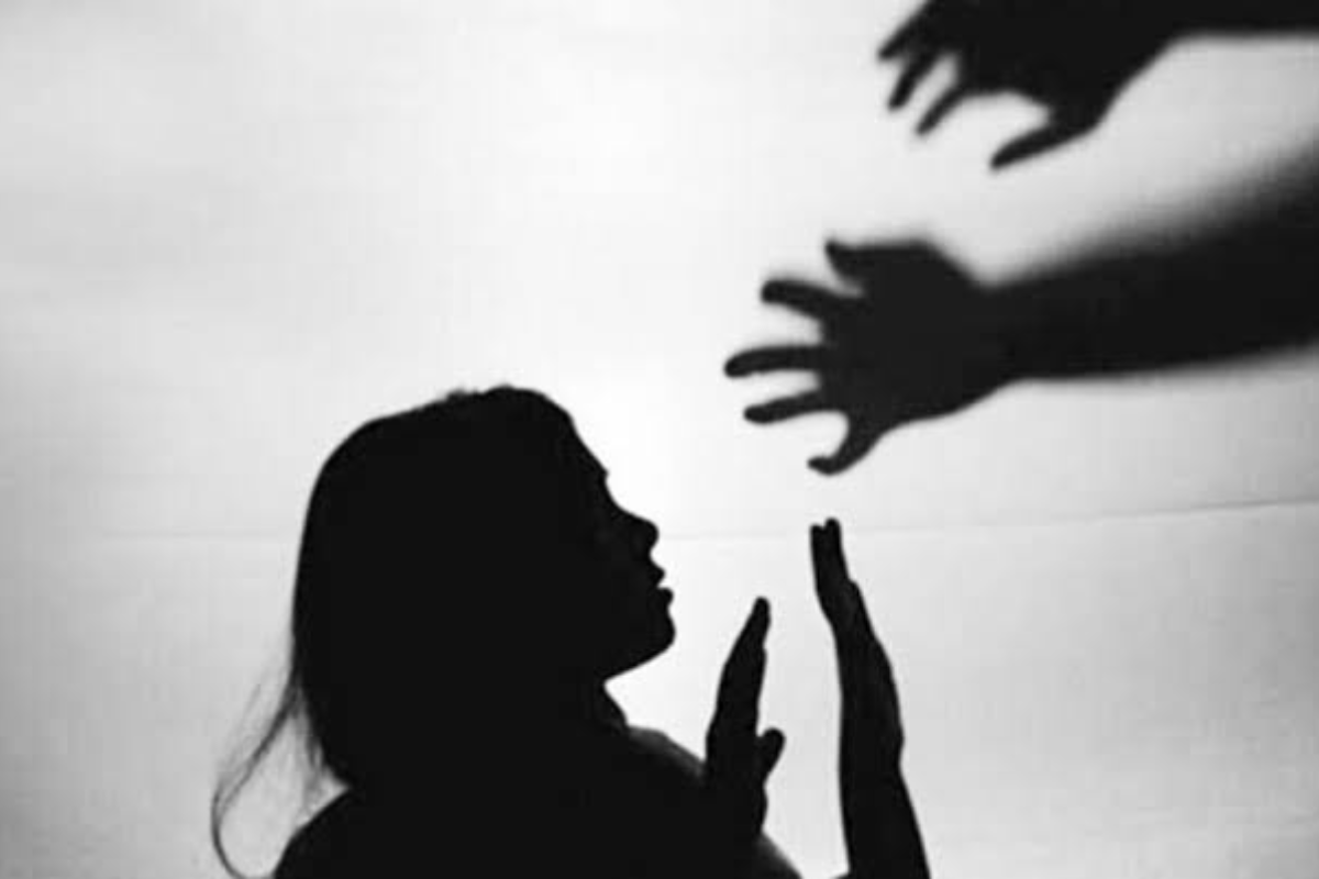 Angry Residents Detain Shopkeeper Over Alleged Child Assault