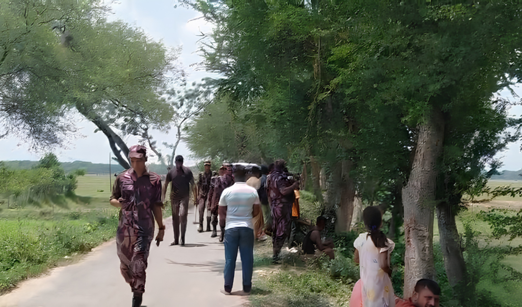 BGB Doubles Troops Along Tense Benapole Border BGB Doubles Troops Along Tense Benapole Border