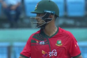 Bangladesh Post Fifty-Two For Two in Powerplay