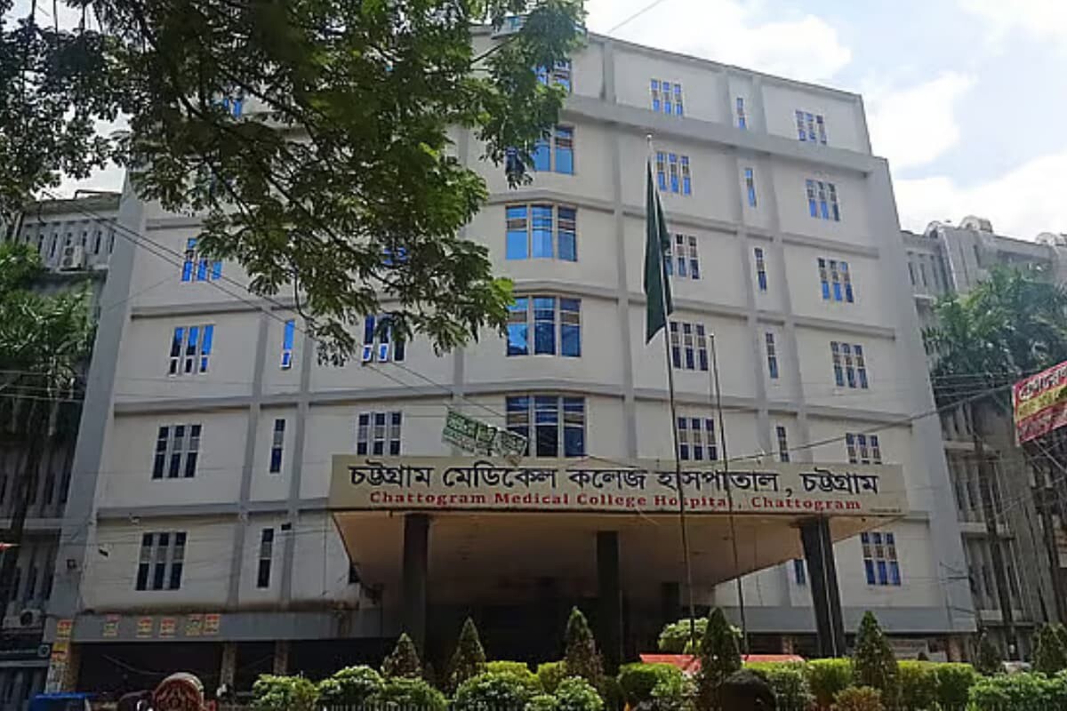 Chittagong Medical College Interns Commence Indefinite Strike