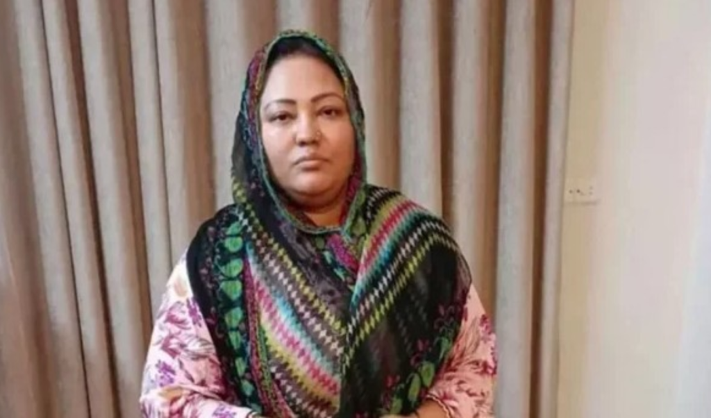 Court Suspends Bail For Former MP Singer Momtaz Court Suspends Bail For Former MP Singer Momtaz