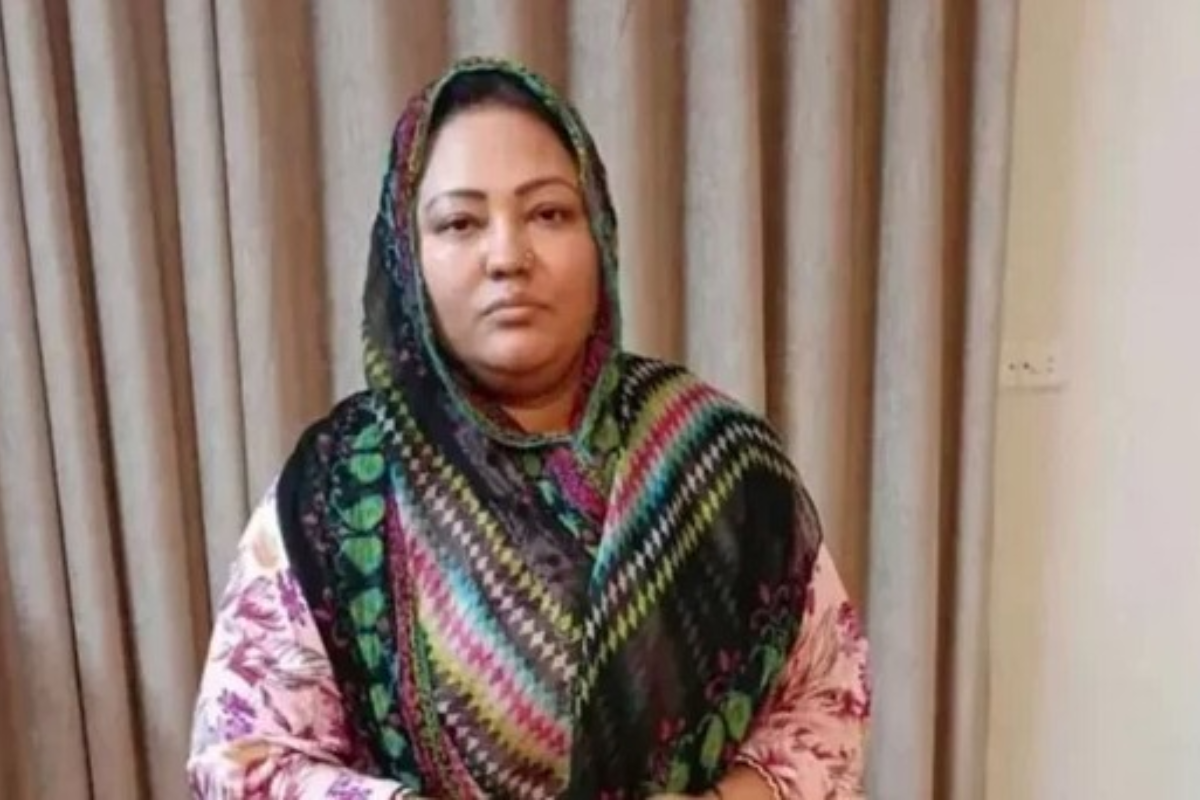 Court Suspends Bail For Former MP Singer Momtaz