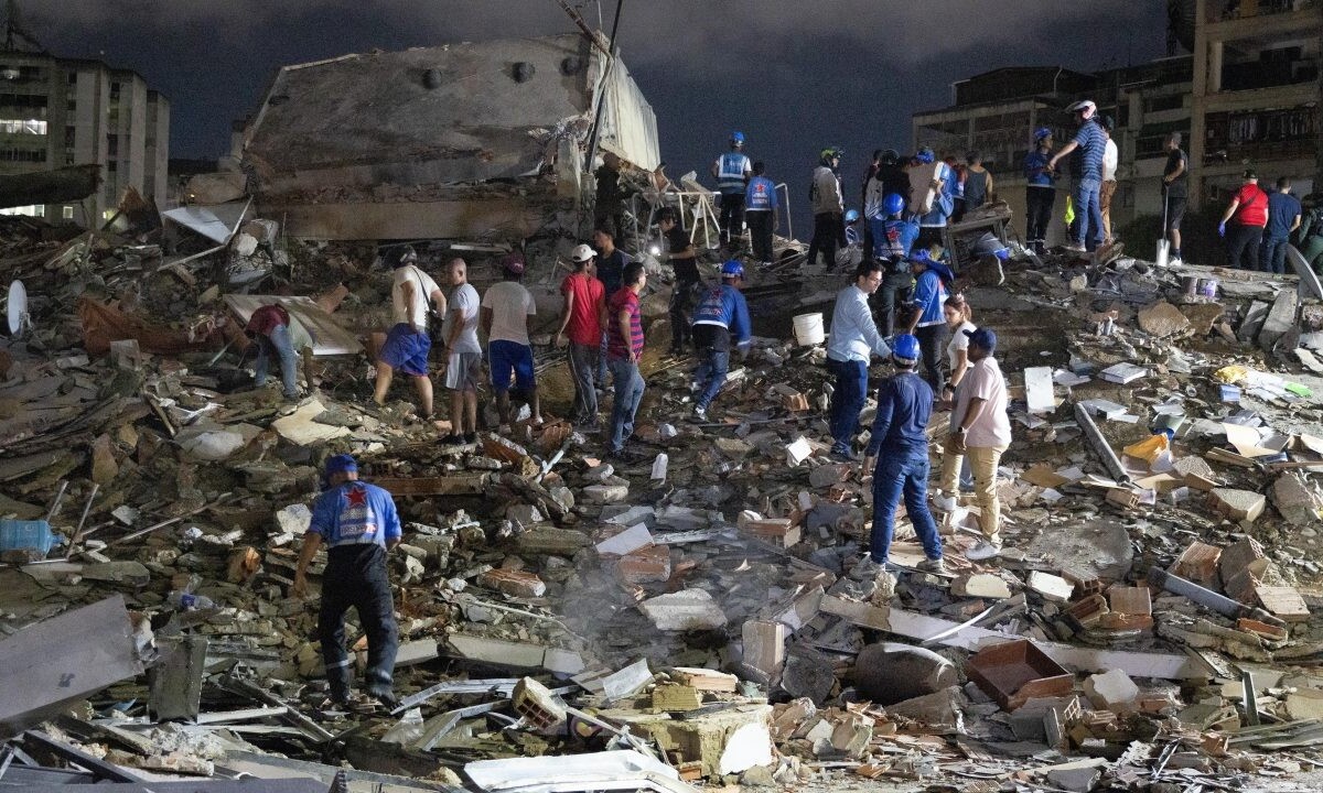 Deadly Twin Quakes Trigger Venezuela National Emergency