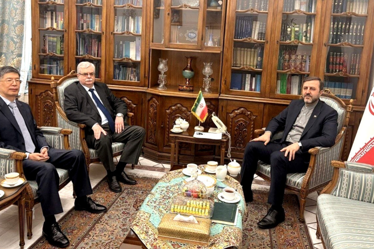 Diplomatic Meeting Enacts Key Neutral Peace Framework
