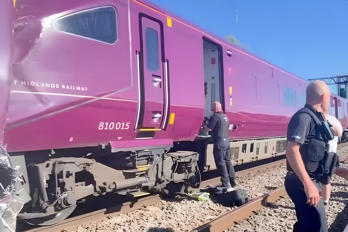 Driver Killed and 90 Injured in Bedfordshire Train Crash