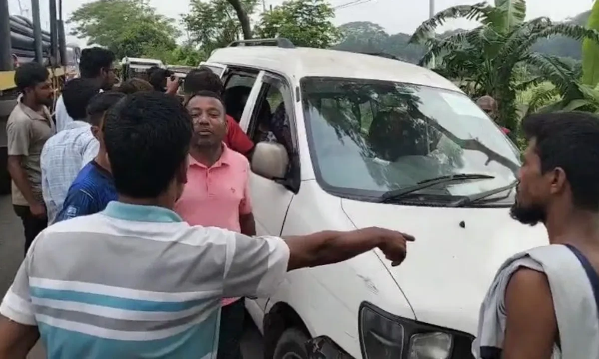 Elderly Man Dumped Injured Dies After Rescue in Narsingdi