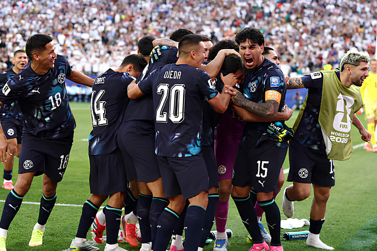 Germany 1 : 1 Paraguay (Paraguay win 4-3 on penalties)