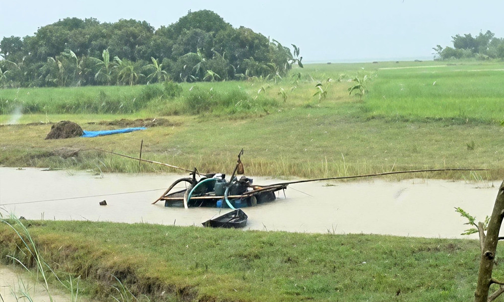 Illegal Sand Extraction Punished in Sadarpur