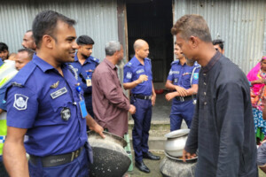 Illicit Distillery Uncovered During Police Raid in Kurigram