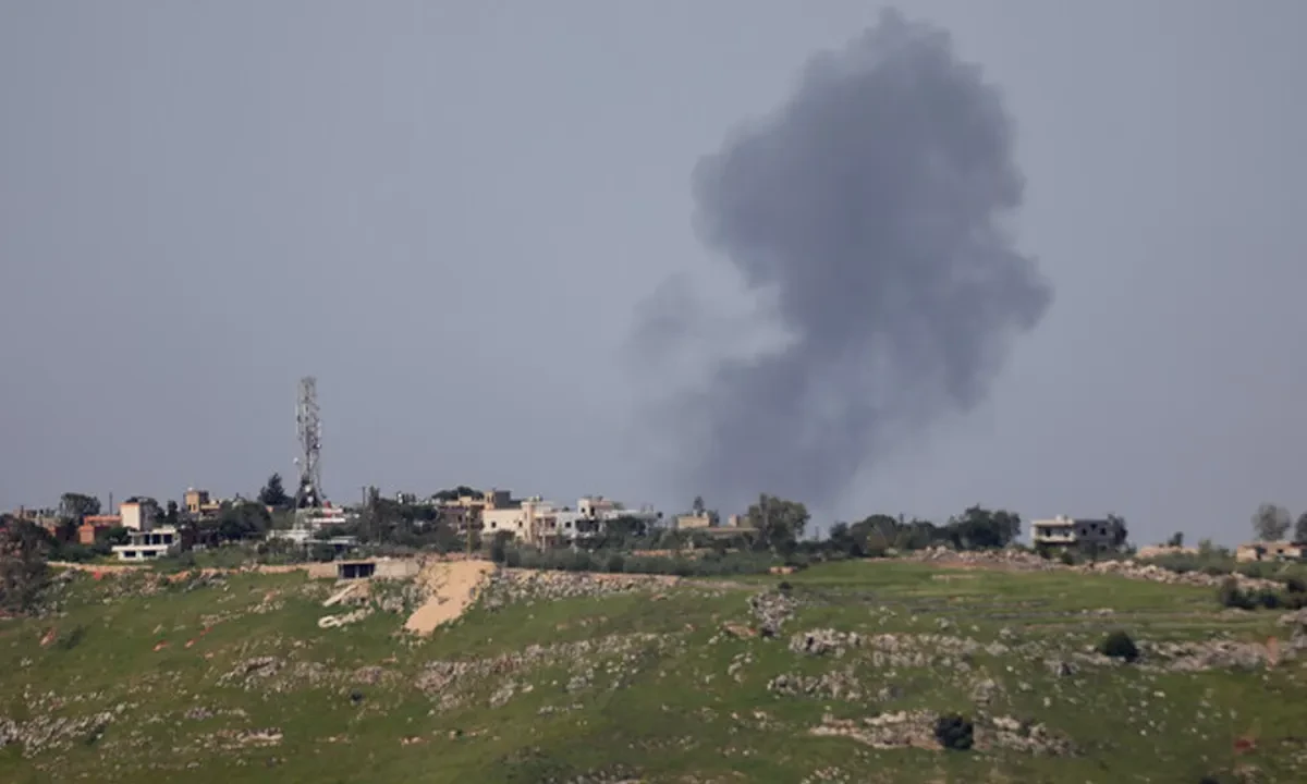 Israeli Strikes Hit Southern Lebanon