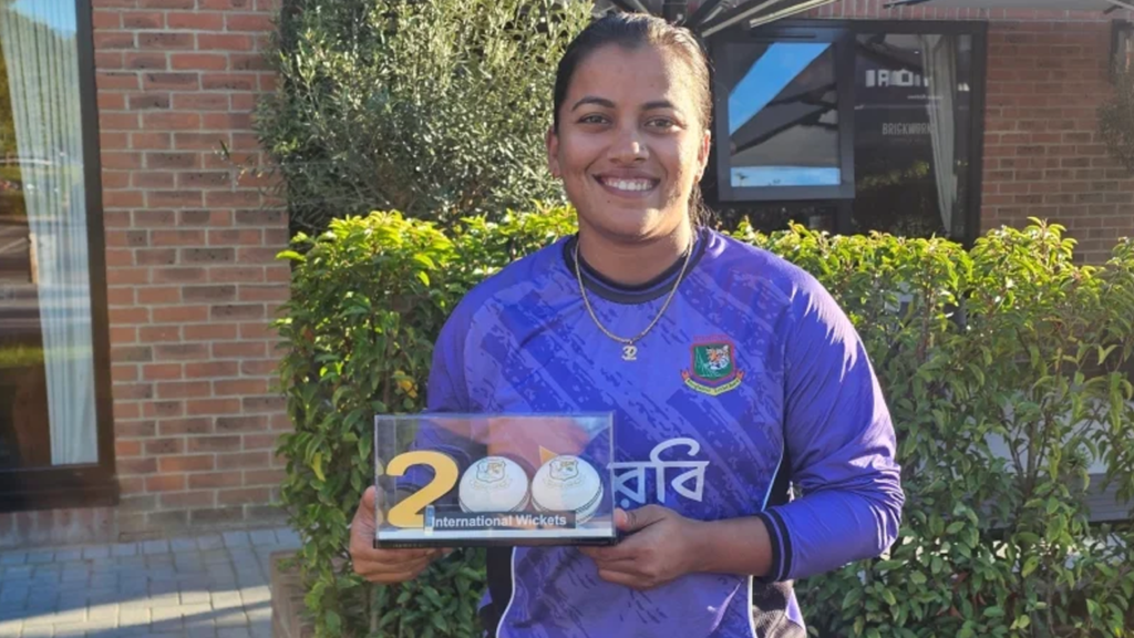 Nahida Akter Reaches 200 Wickets Nahida Akter Reaches 200 Wickets
