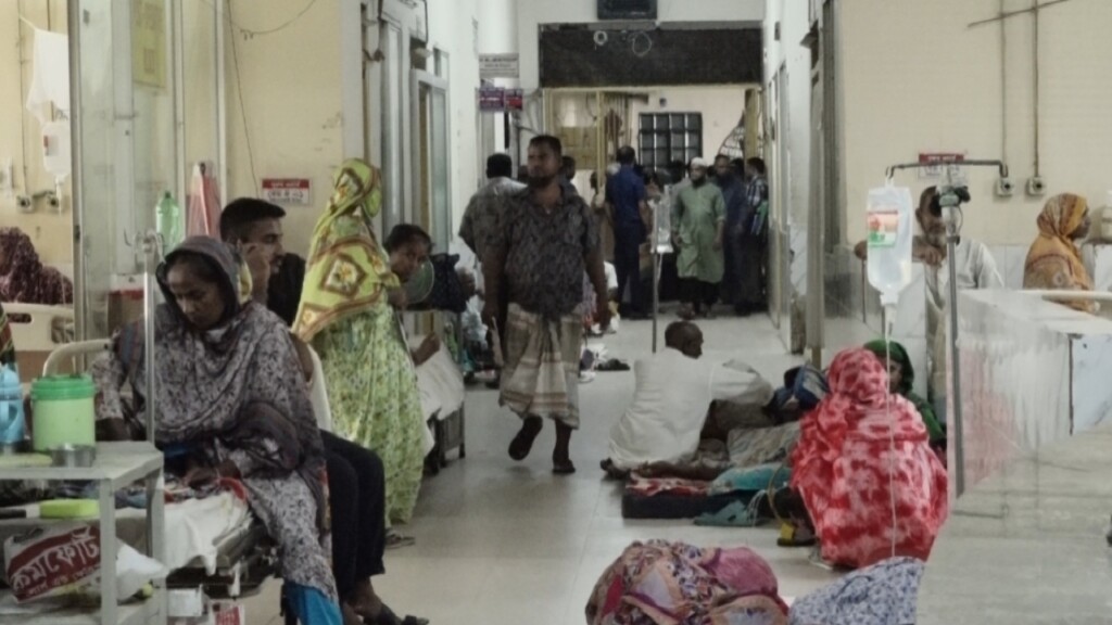 Rangpur Hospital Protest Escalates Tensions Rangpur Hospital Protest Escalates Tensions
