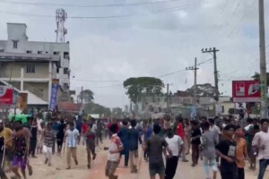 Third Day of Clashes Over Interest Dispute Leaves 20 Injured