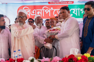 Twelve Hundred Awami League Workers Defect To BNP