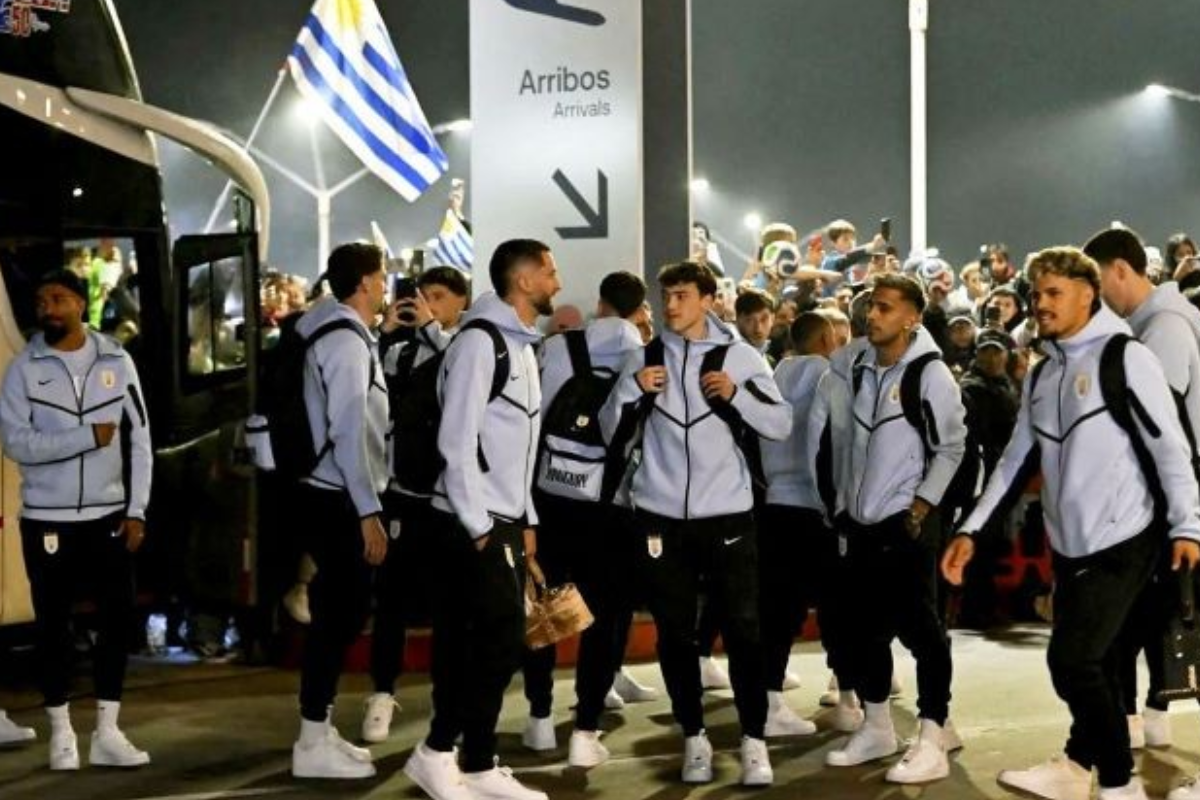 Uruguay Slam Fifa Following Chaotic World Cup Flight