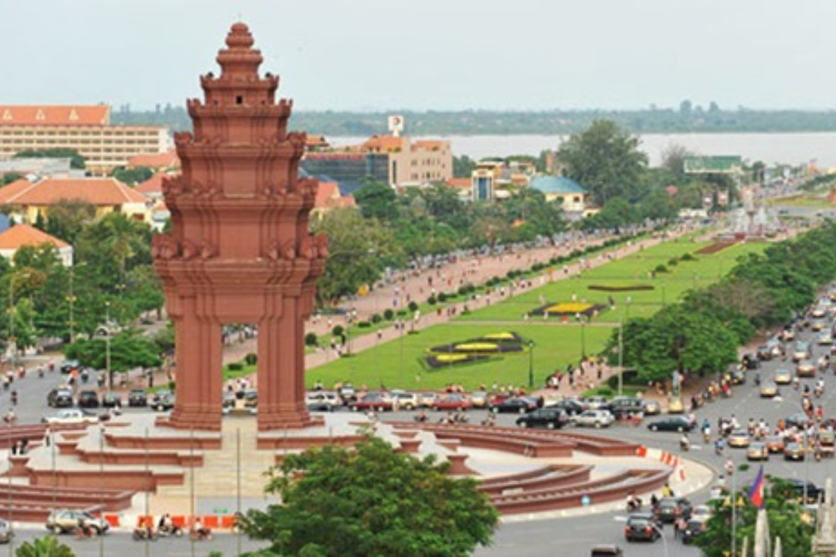 Cambodian Insurance Policies Drop by Half Despite Rising Premiums