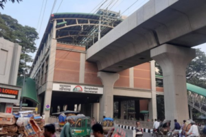 Elderly Man Found Dead Near Secretariat Metro Station in Dhaka