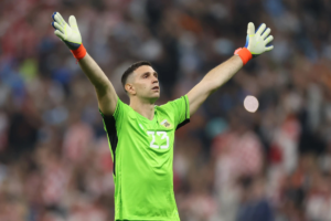 Emiliano Martínez Set to Break Argentina Goalkeeping Record Against England