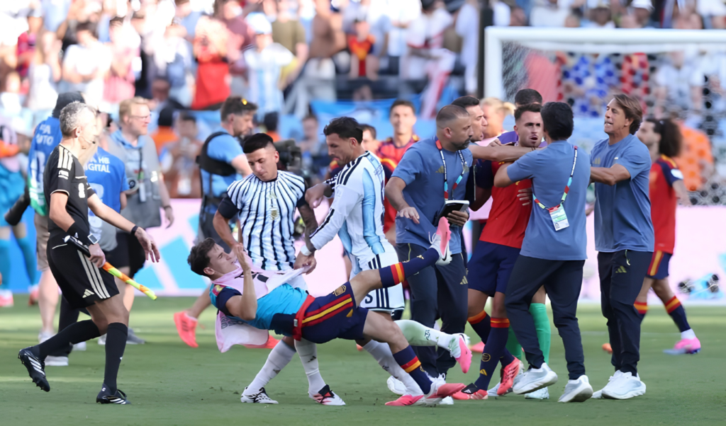 FIFA Investigates Argentina Following World Cup Final Scuffles FIFA Investigates Argentina Following World Cup Final Scuffles