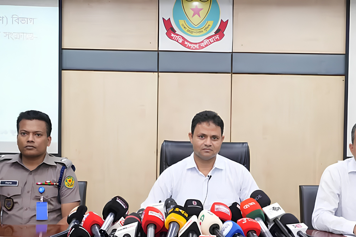 Five Arrested for Blackmailing Victims via Extortionate Honeytrap Scheme